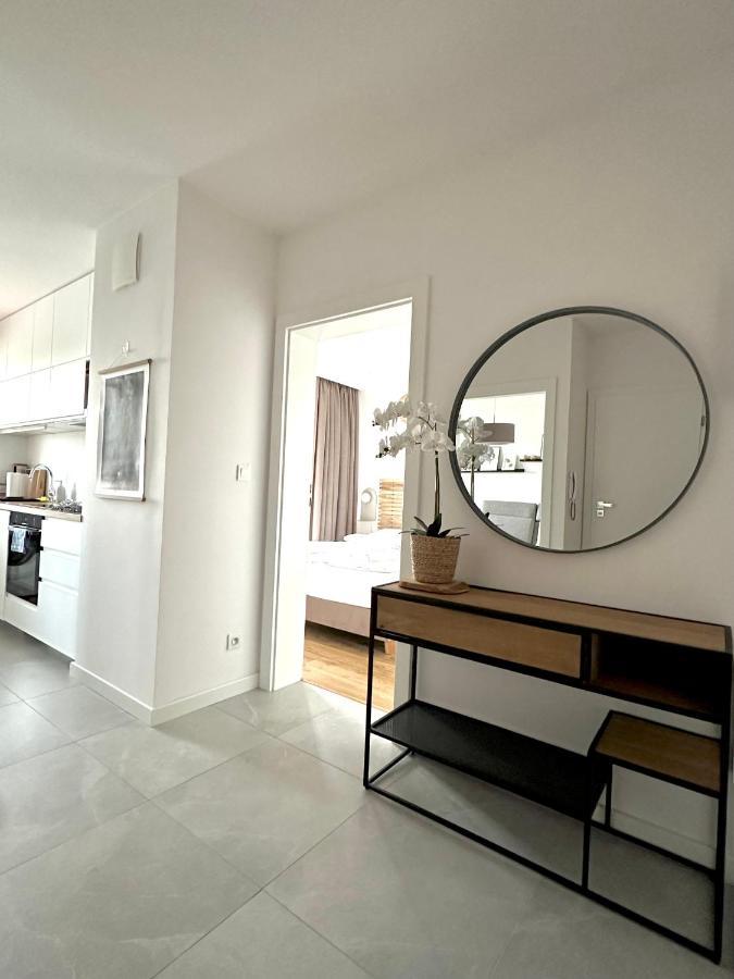Zlota Nowa Huta Apartment Krakow Exterior photo